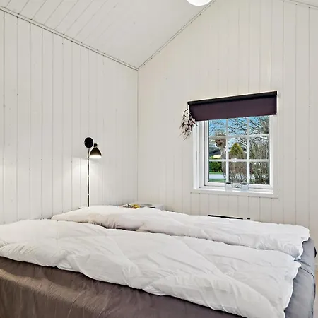 Cozy For 6 Near One Of Jutlands Beaches Feriehus *